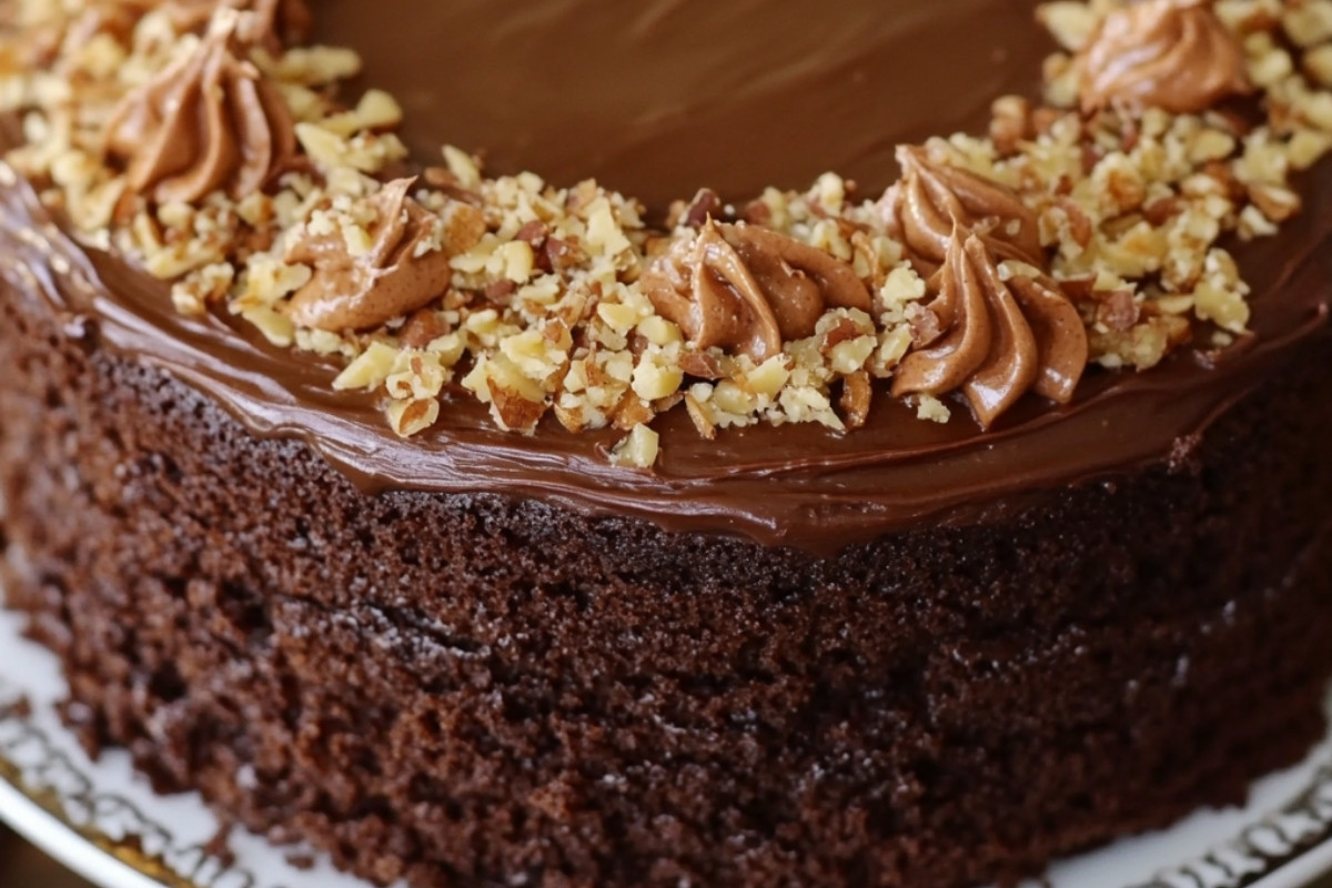 Irresistibly Delicious German Chocolate Cake Recipe